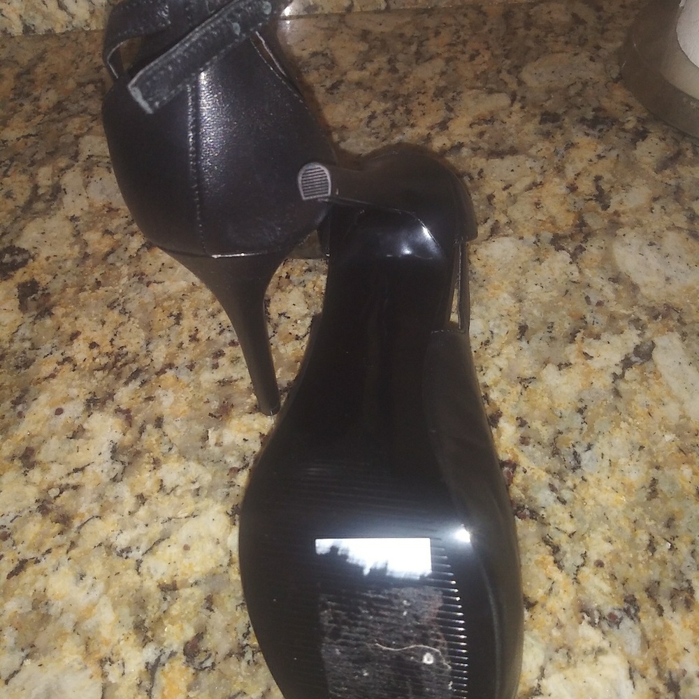 Guess heels - Picture 4 of 4